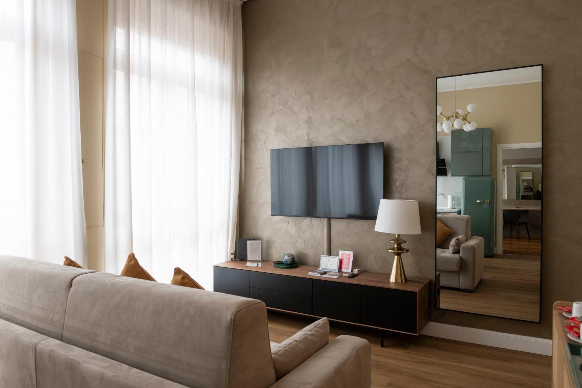 Heart Milan Apartments Duomo Missori Екстер'єр фото