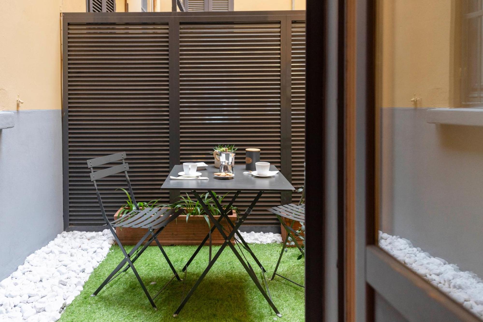 Heart Milan Apartments Duomo Missori Екстер'єр фото