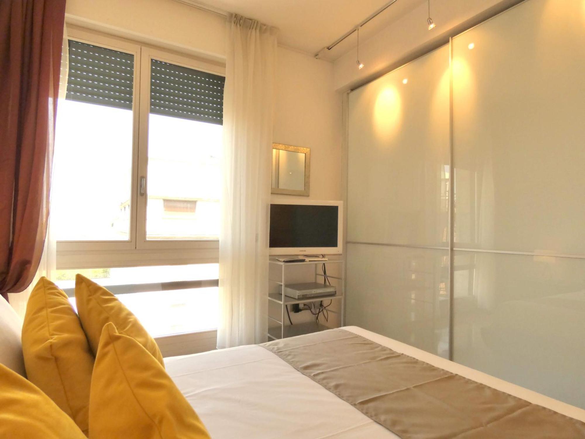 Heart Milan Apartments Duomo Missori Екстер'єр фото